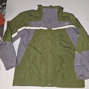 The  North Face Hy-Vent Jacket size X Large  Boys Green/Grey